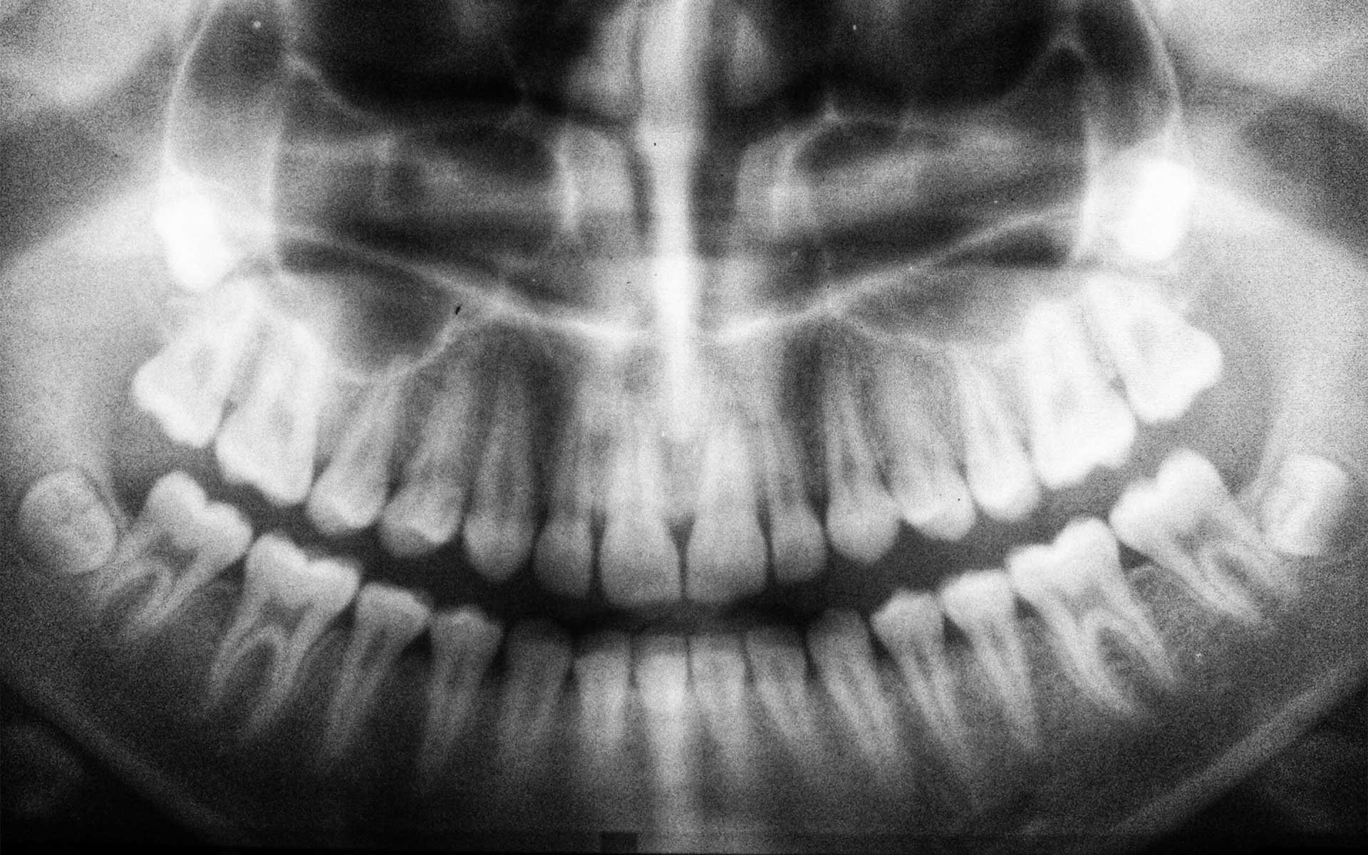 https://www.dentista-firenze.com/wp-content/uploads/2022/03/panoramica2.jpg